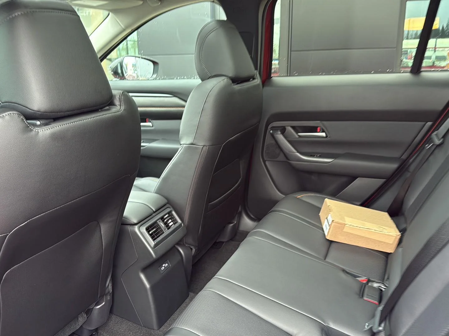 2026 Mazda CX-50 Premium - Photo 11
