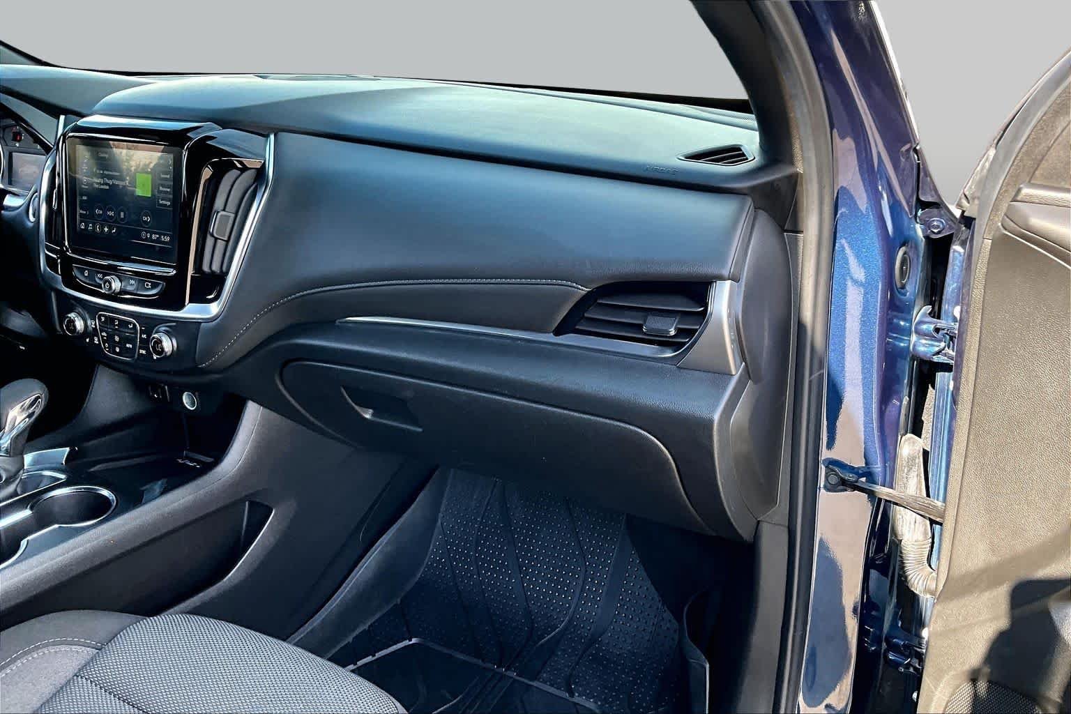 Used 2023 Northsky Blue Metallic Chevrolet LT Cloth image 19