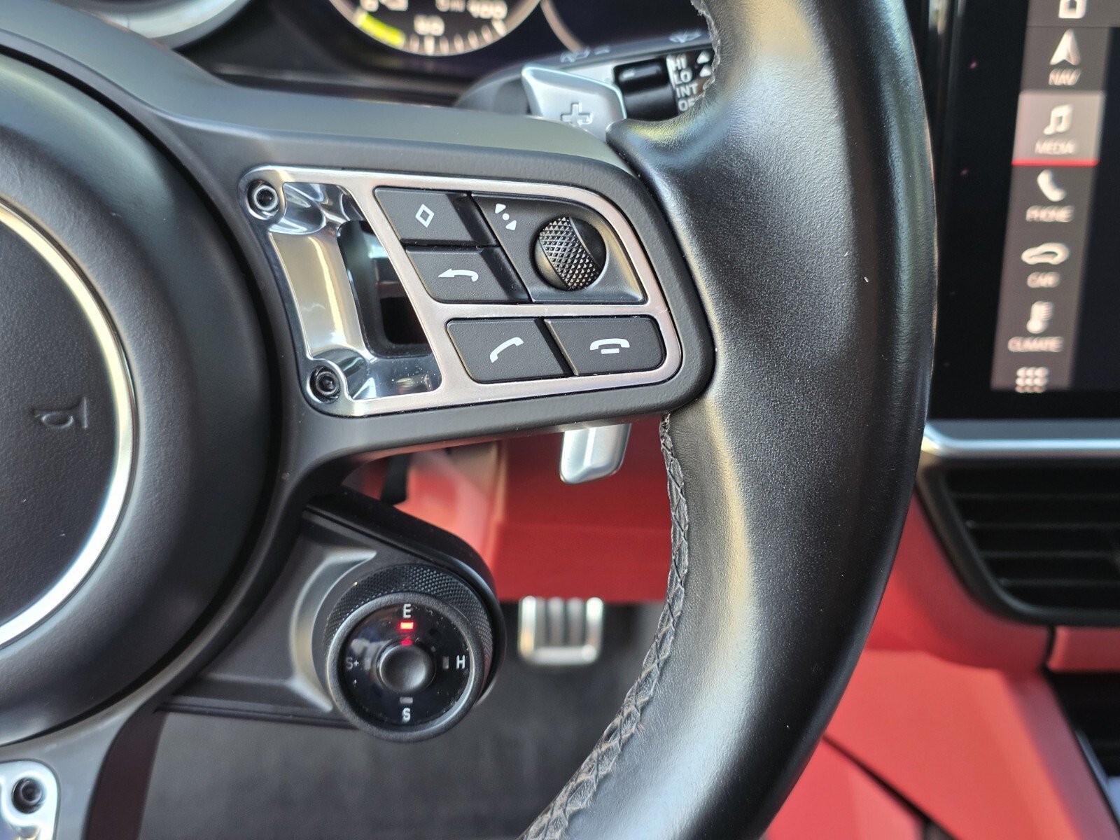 Used 2021 Chalk Porsche Turbo S E-Hybrid image 20