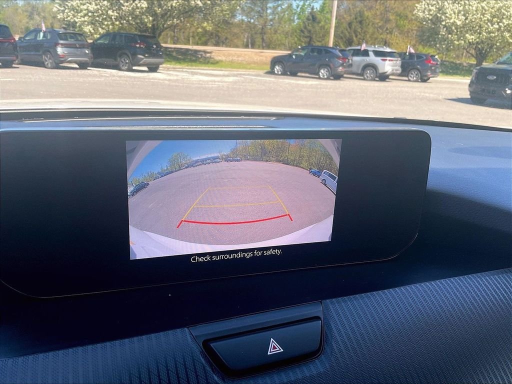Used 2025 White Mazda 3.3 Turbo Select image 16