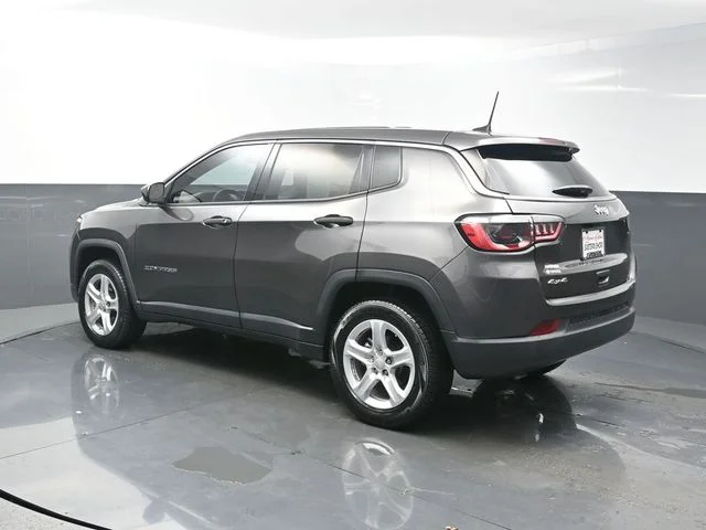 Used 2023 Gray Jeep Sport image 5