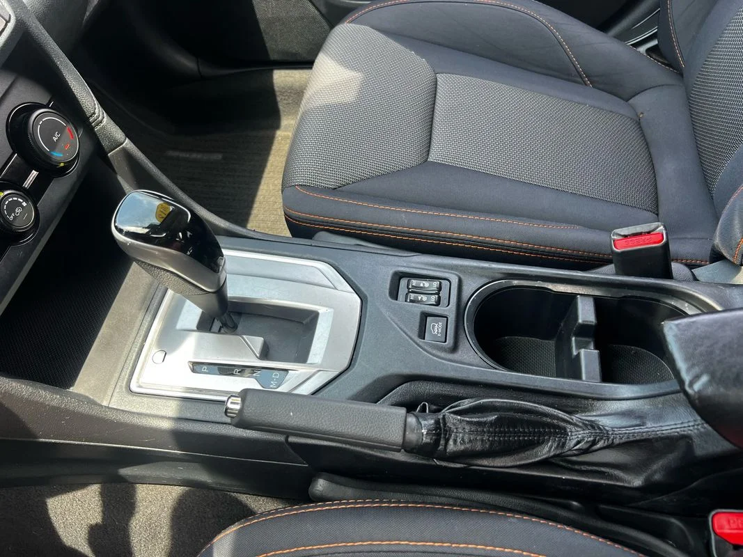 Used 2018  Subaru 2.0i Premium image 23
