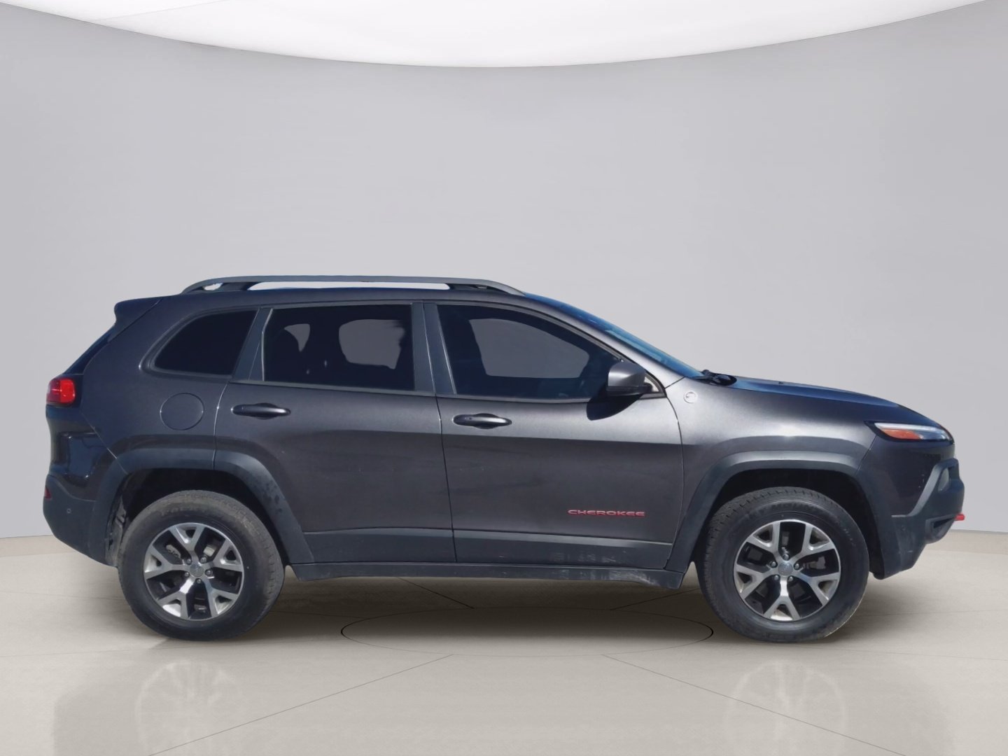 Used 2014 Gray Jeep TRAILHAWK image 6