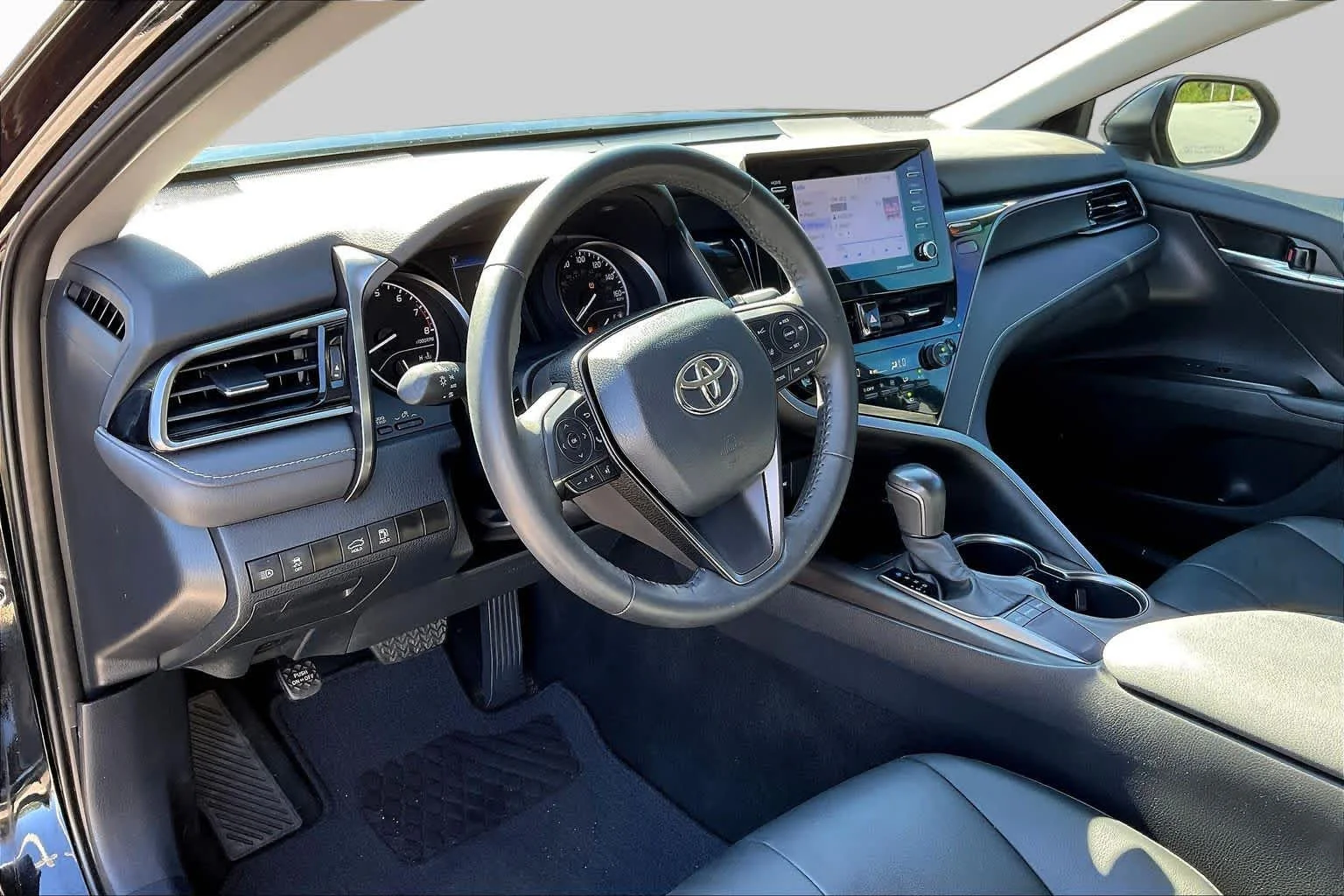 Used 2024 Midnight Black Metallic Toyota SE image 17