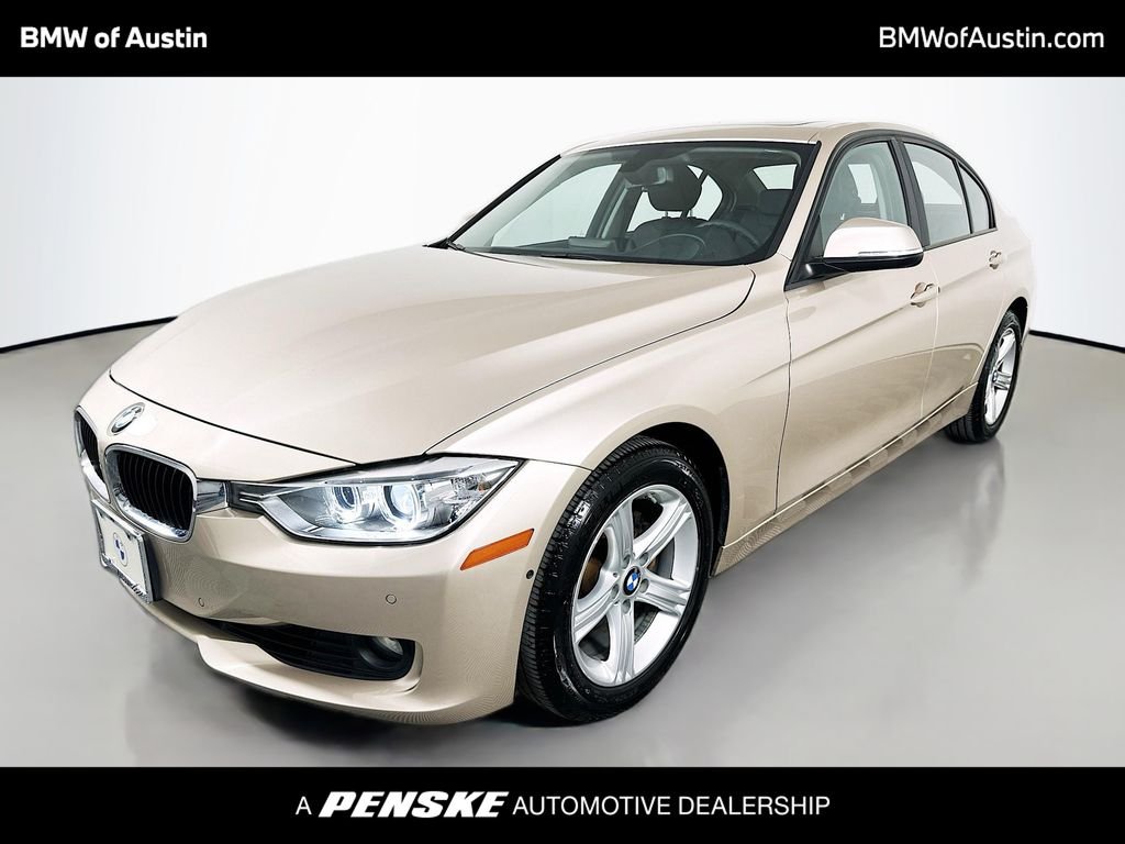 2013 BMW 3 Series 328i xDrive Sedan's photo