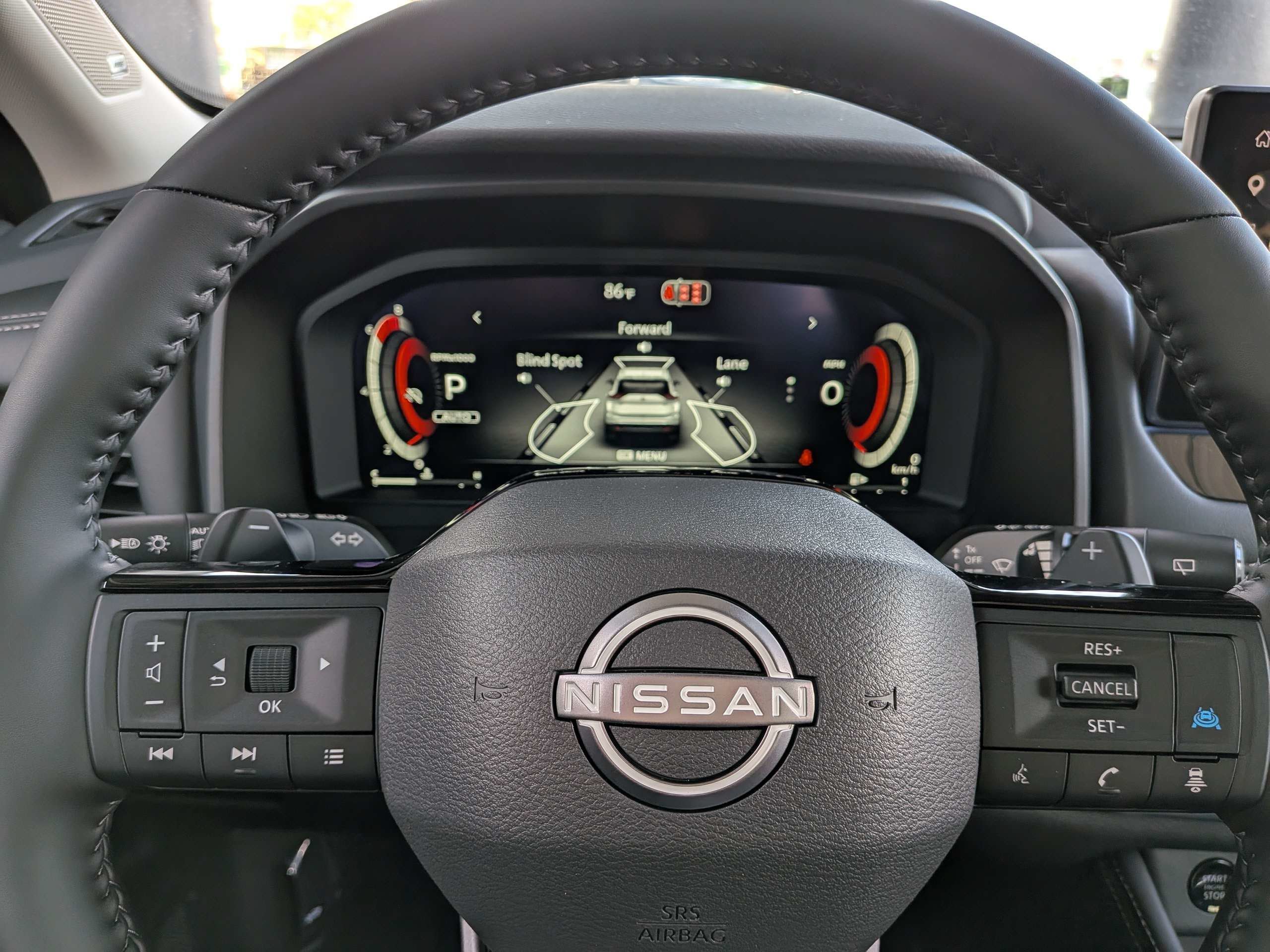 New 2026 White Nissan Platinum image 22