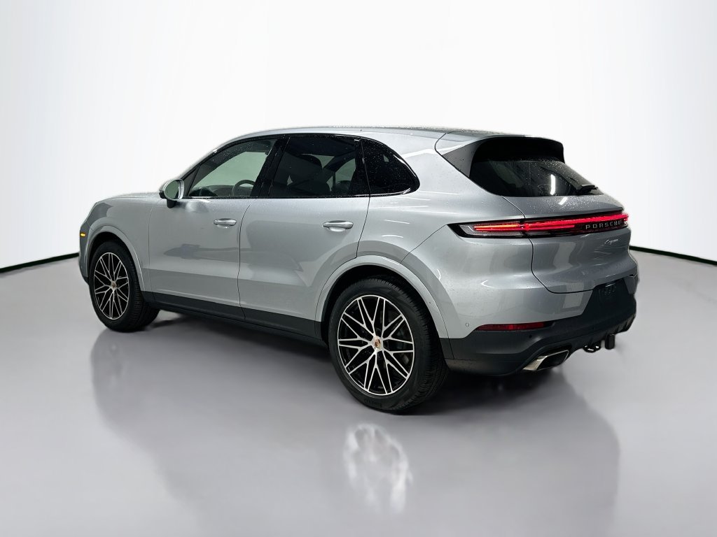 Used 2026 Dolomite Silver Metallic Porsche  image 3