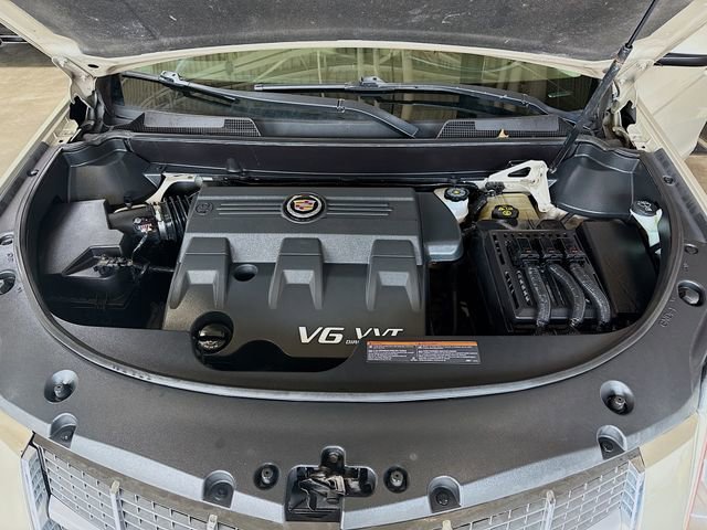 Used 2011 GOLD MIST METALLIC Cadillac Luxury Collection image 31