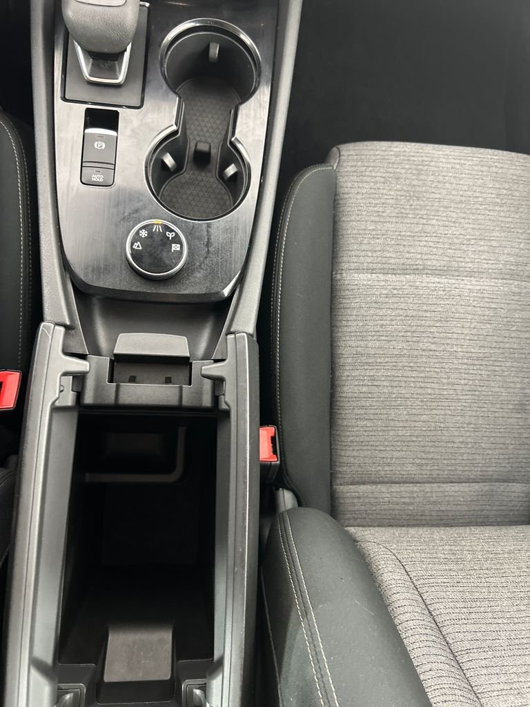 2022 Nissan Rogue SV - Photo 15
