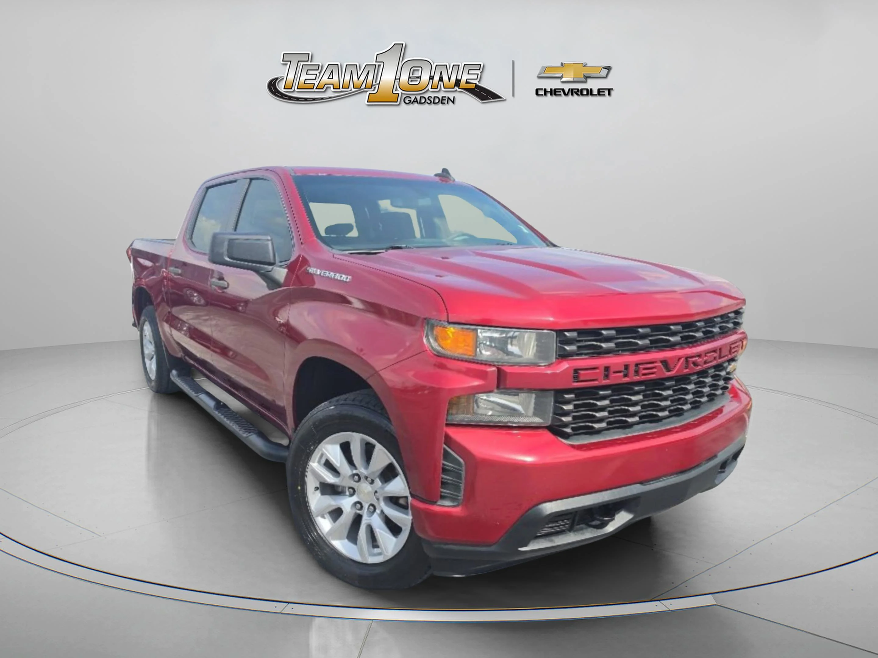 Used 2020 Cajun Red Tintcoat Chevrolet Custom image 1