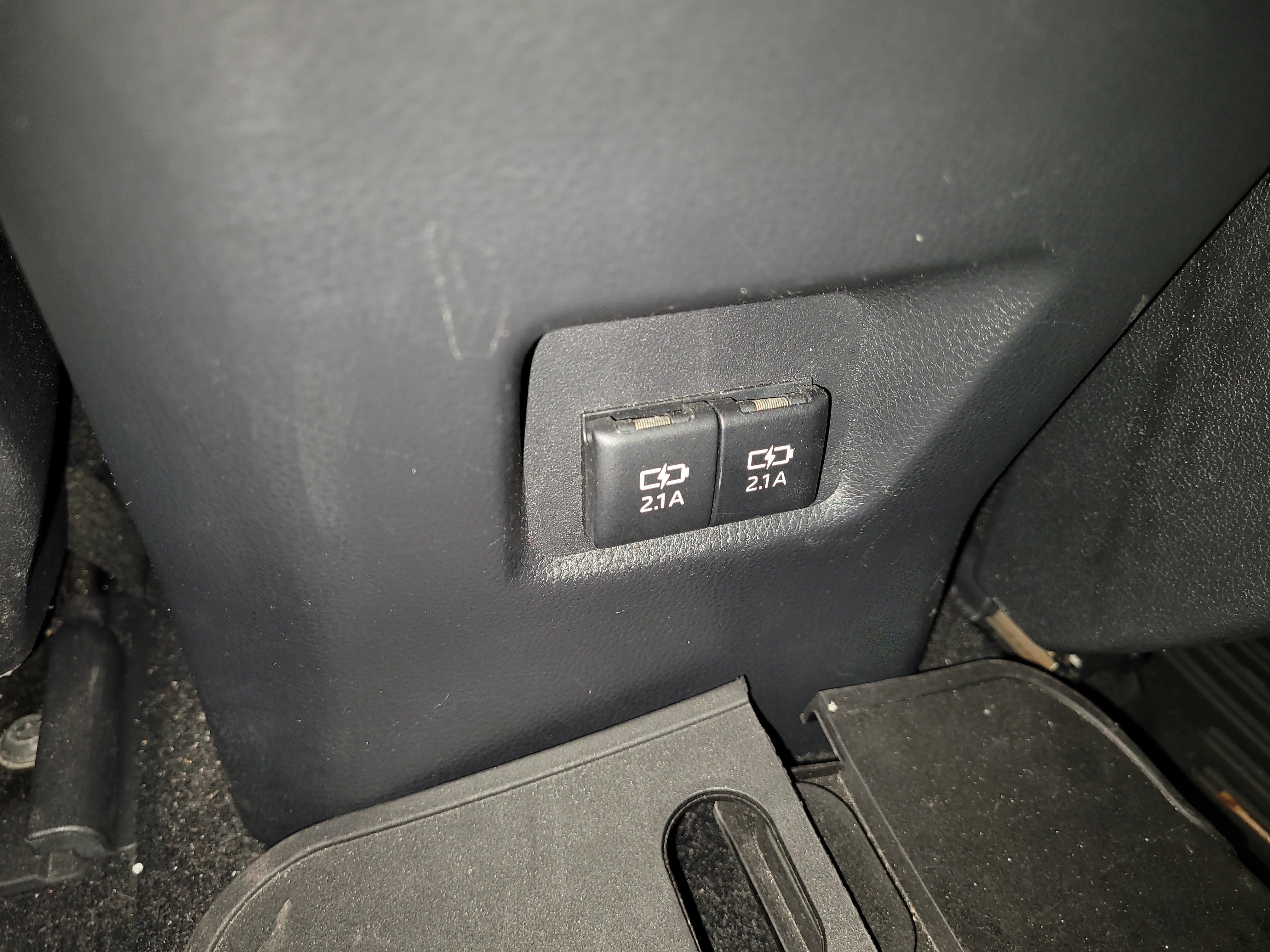 Used 2021 Black Toyota XLE image 12