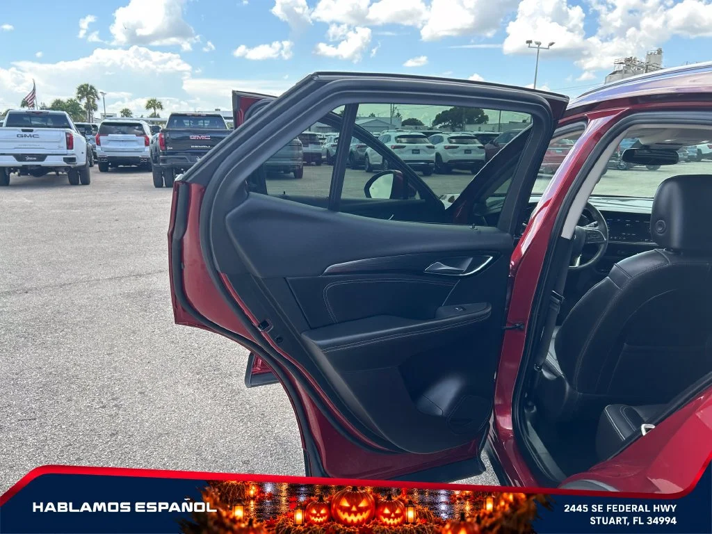 Used 2022 CINNABAR METALLIC Buick Essence image 28