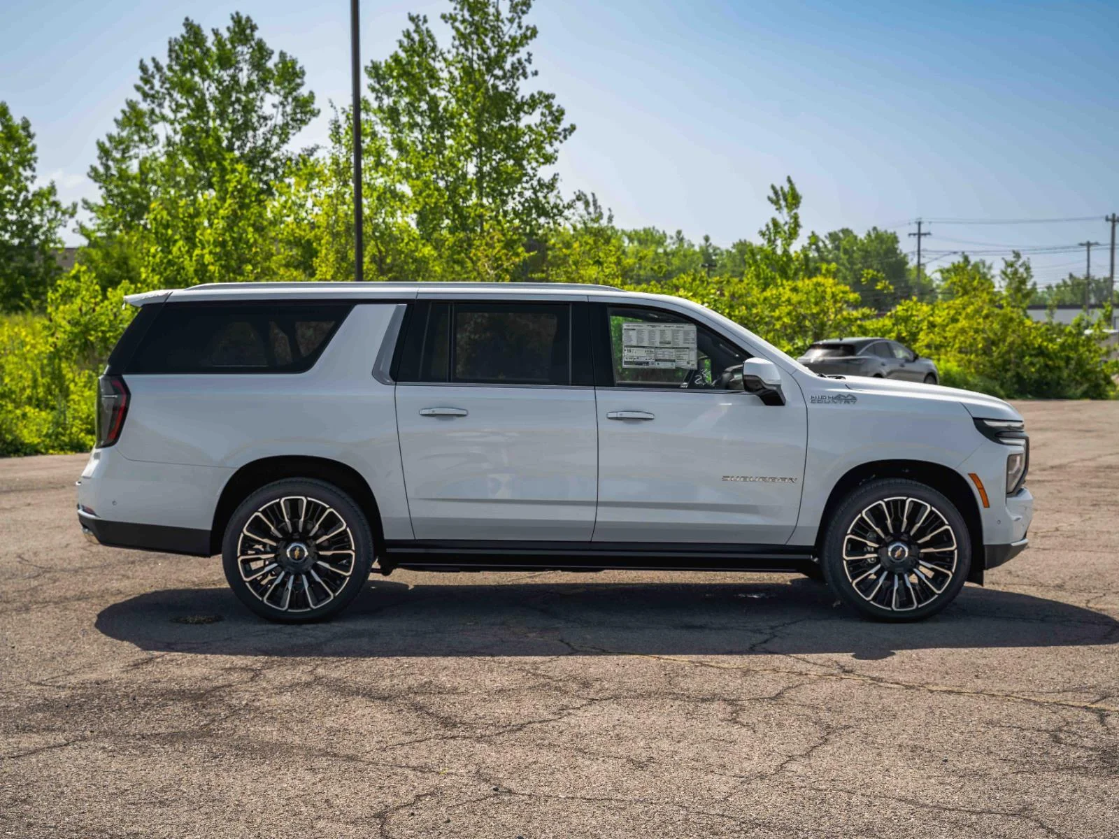 New 2026 Polar White Tricoat Chevrolet High Country image 39