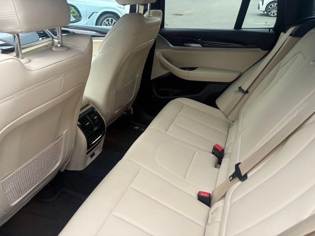 Used 2021 Glacier Silver Metallic BMW xDrive30i image 10