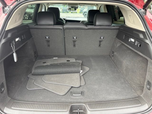 Used 2023 Red Buick Preferred image 16