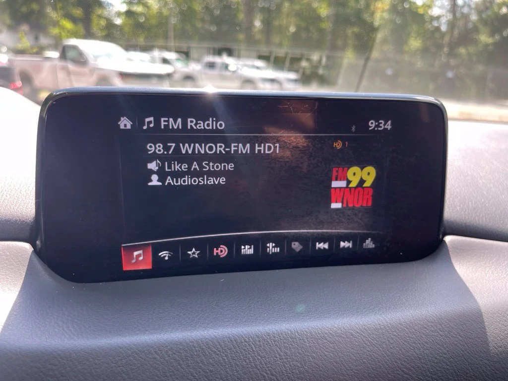 Used 2019 Black Mazda Grand Touring image 21