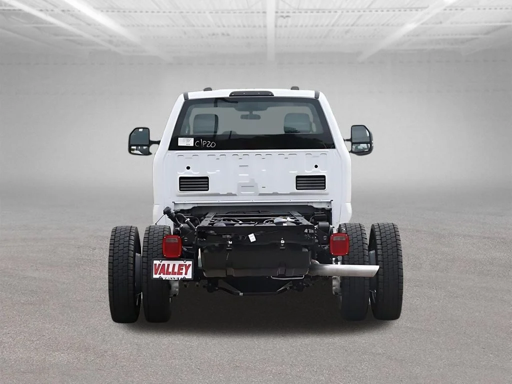 New 2025 Oxford White Ford F-550® XL image 9