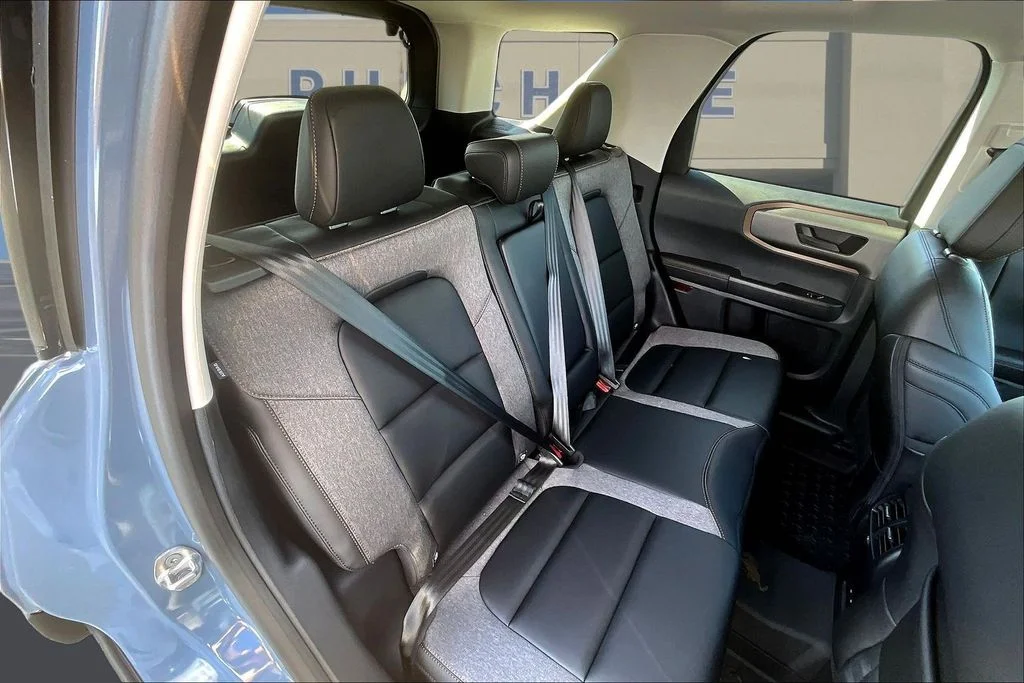 New 2026 Azure Gray Metallic Tri-Coat Ford Big Bend® image 10