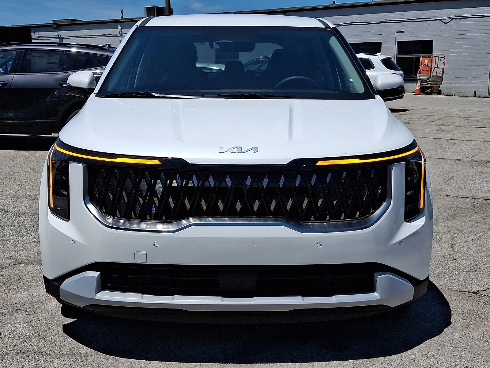 New 2026 White Kia LXS image 3