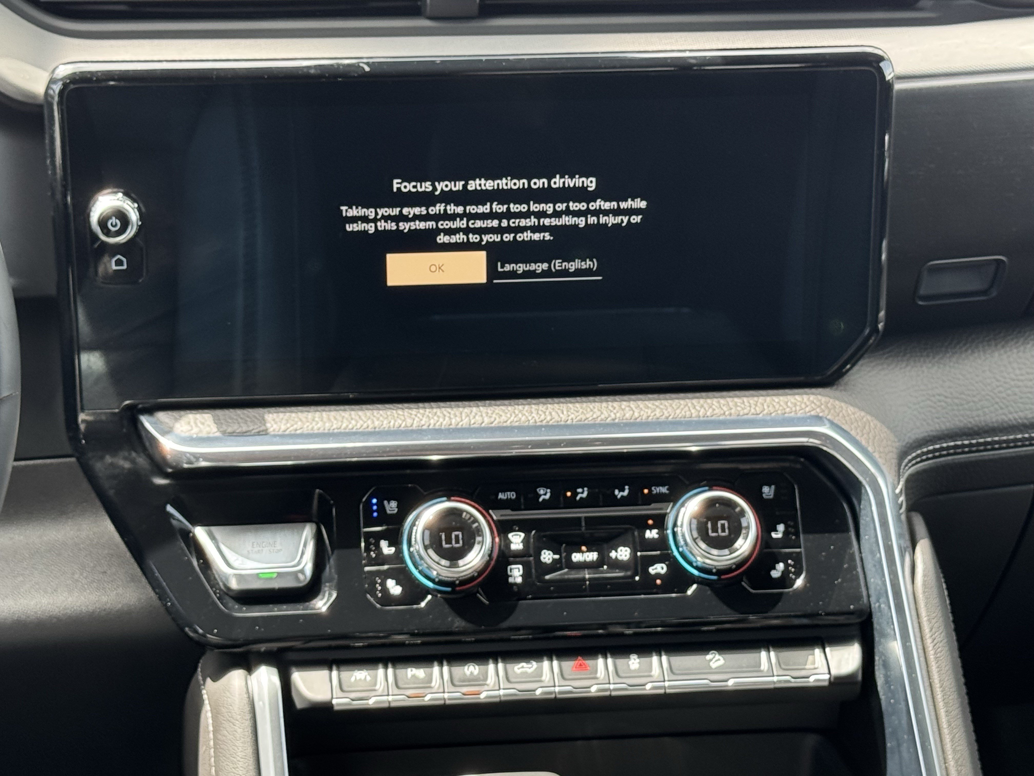 Used 2025 Sterling Metallic GMC Denali image 15