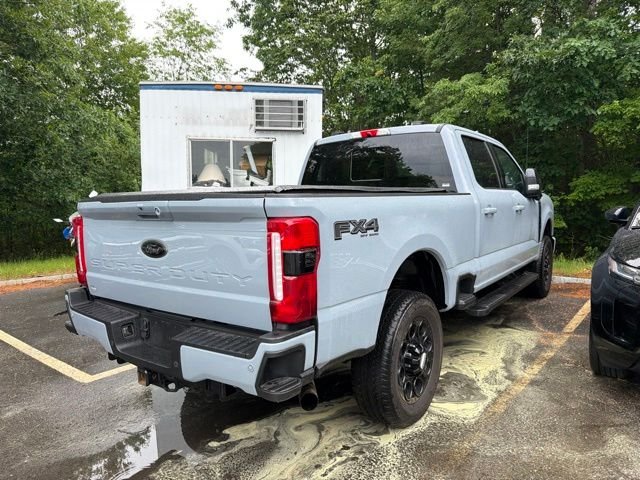 Used 2025 Gray Metallic Ford Lariat image 4
