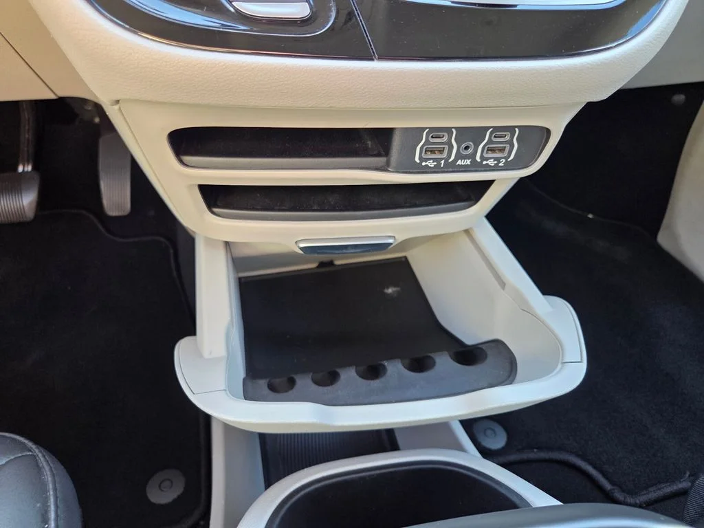 Used 2023 White Chrysler Touring L image 25
