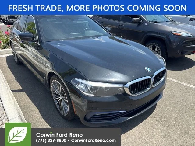 2018 BMW 5 Series 530e xDrive iPerformance Sedan's photo