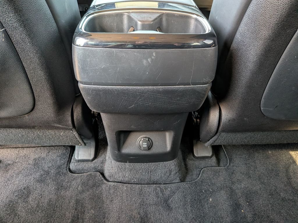 Used 2023 Silver Kia S image 33