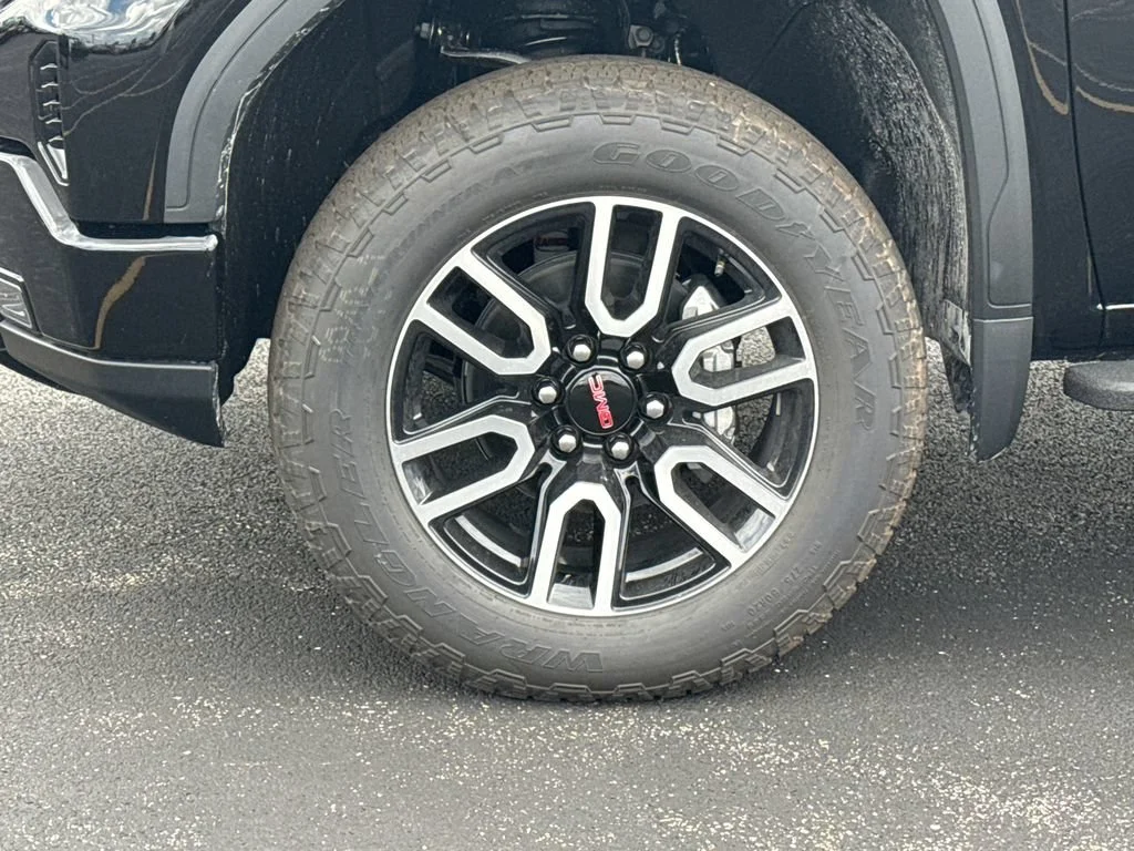 2026 GMC Sierra 1500 AT4 - Photo 12