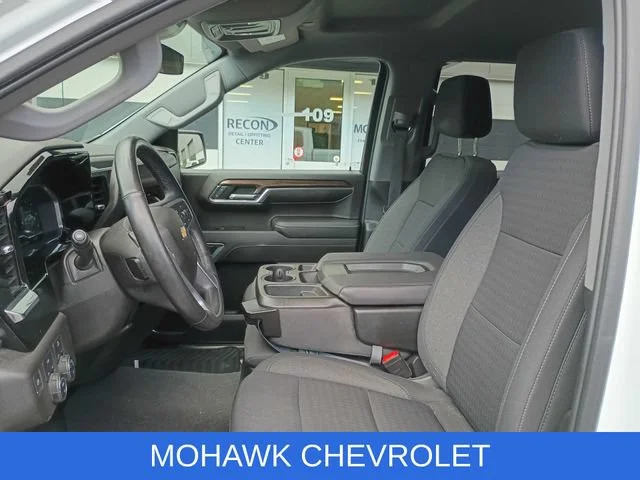 Used 2023 SUMMIT WHITE Chevrolet LT image 9