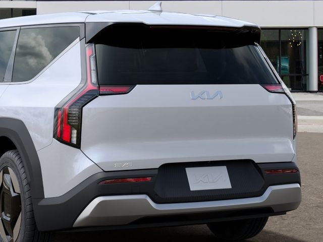 New 2026 Glacial White Pearl Kia Light Long Range RWD image 13