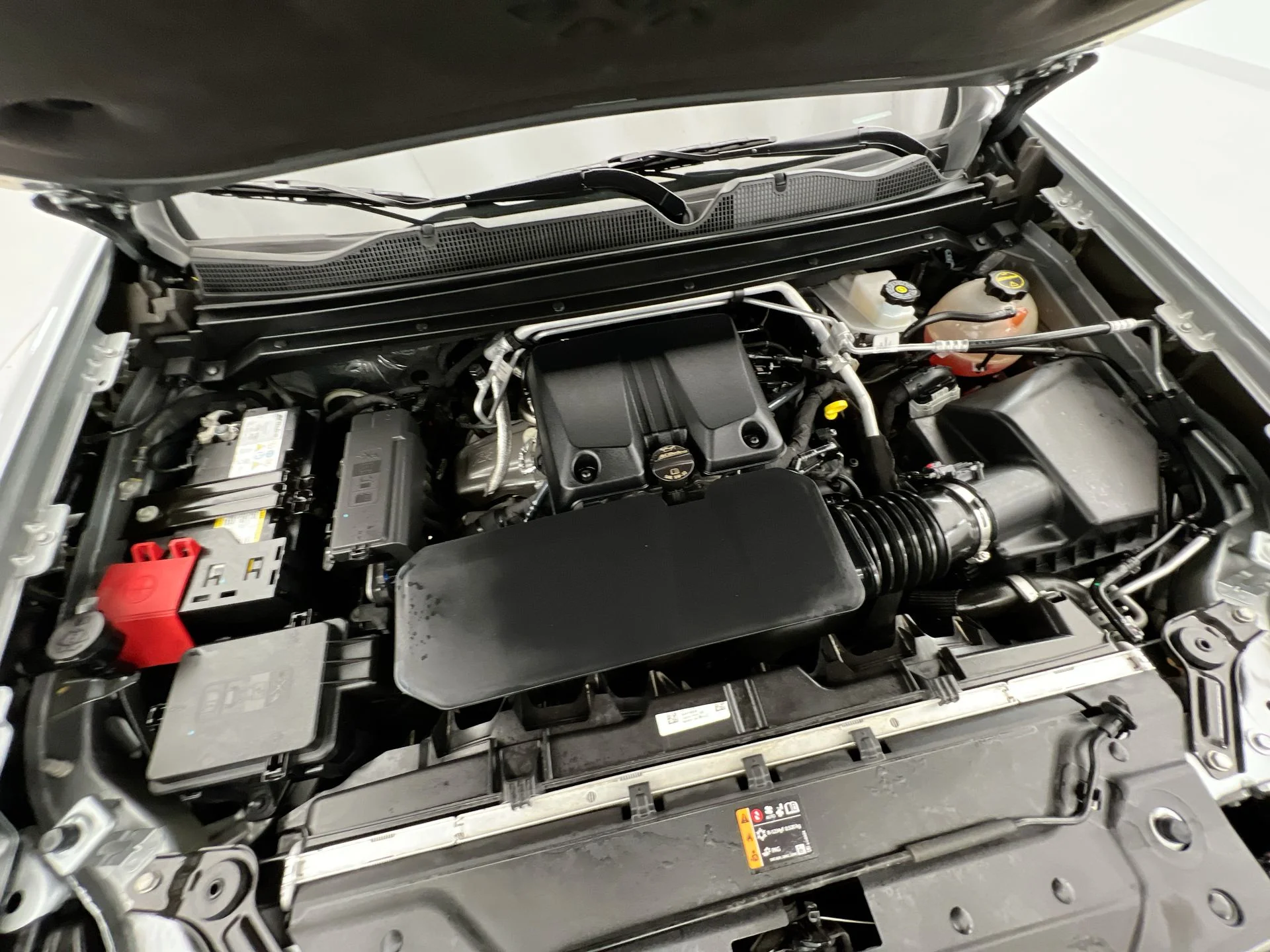 Certified Used 2024 Gray Chevrolet Z71 image 36