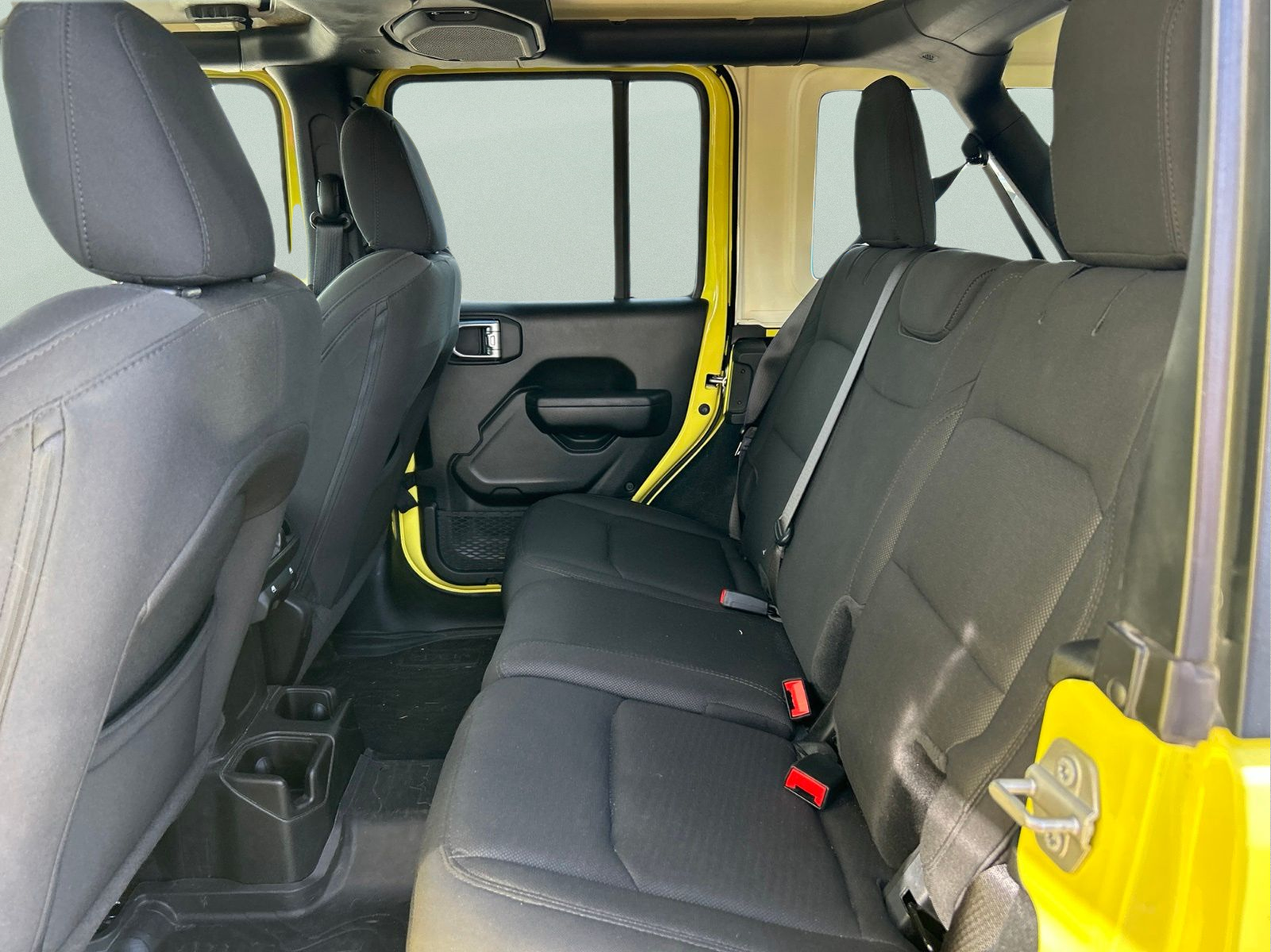 Used 2023 Yellow Jeep Sport S image 10