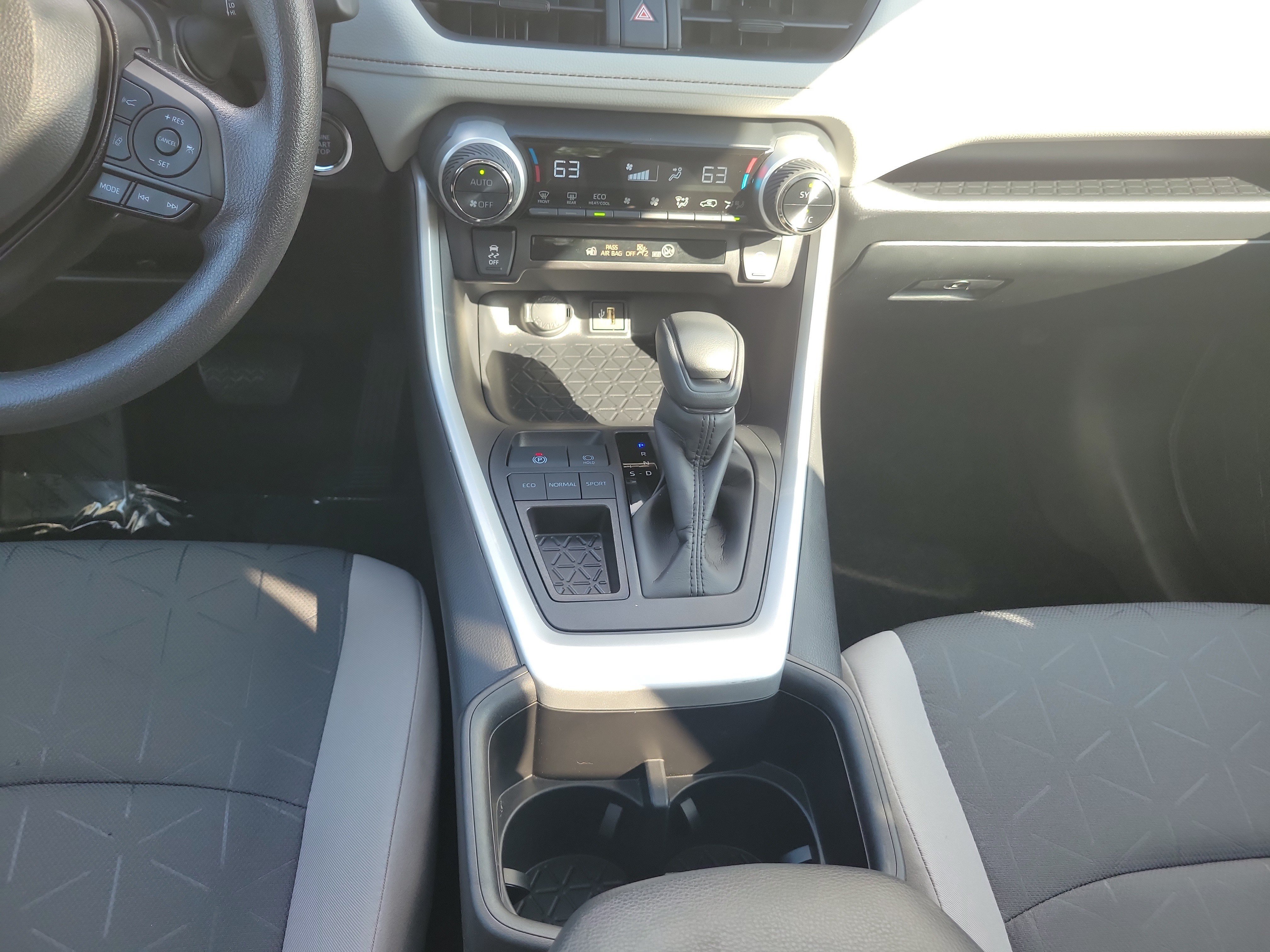 Certified Used 2025 Ice Toyota XLE image 20