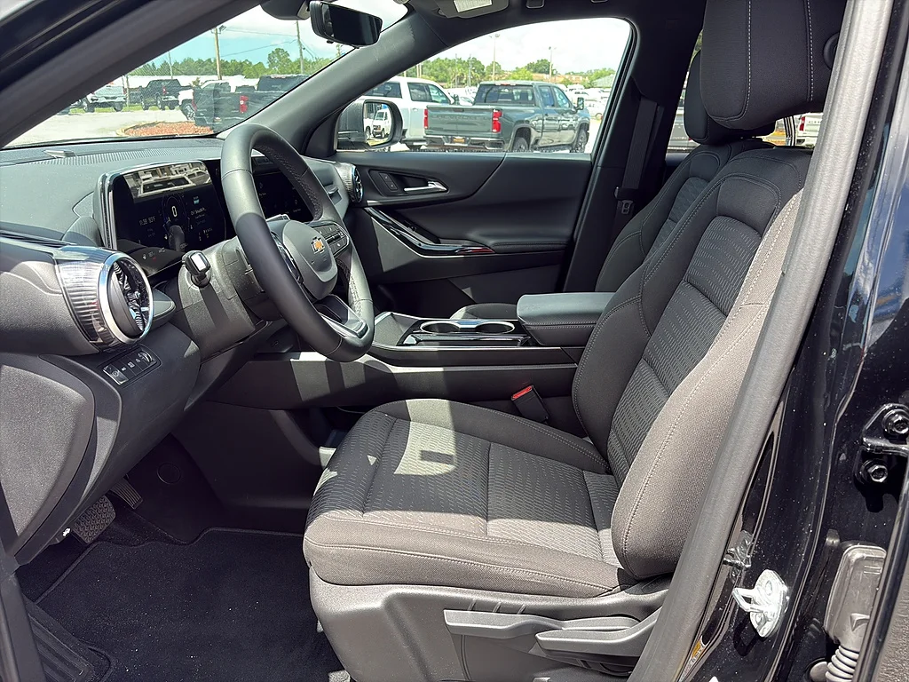 Used 2025 Mosaic Black Metallic Chevrolet  image 14