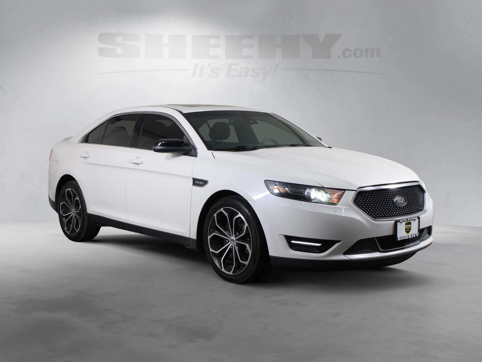 Used 2016 White Ford SHO image 2