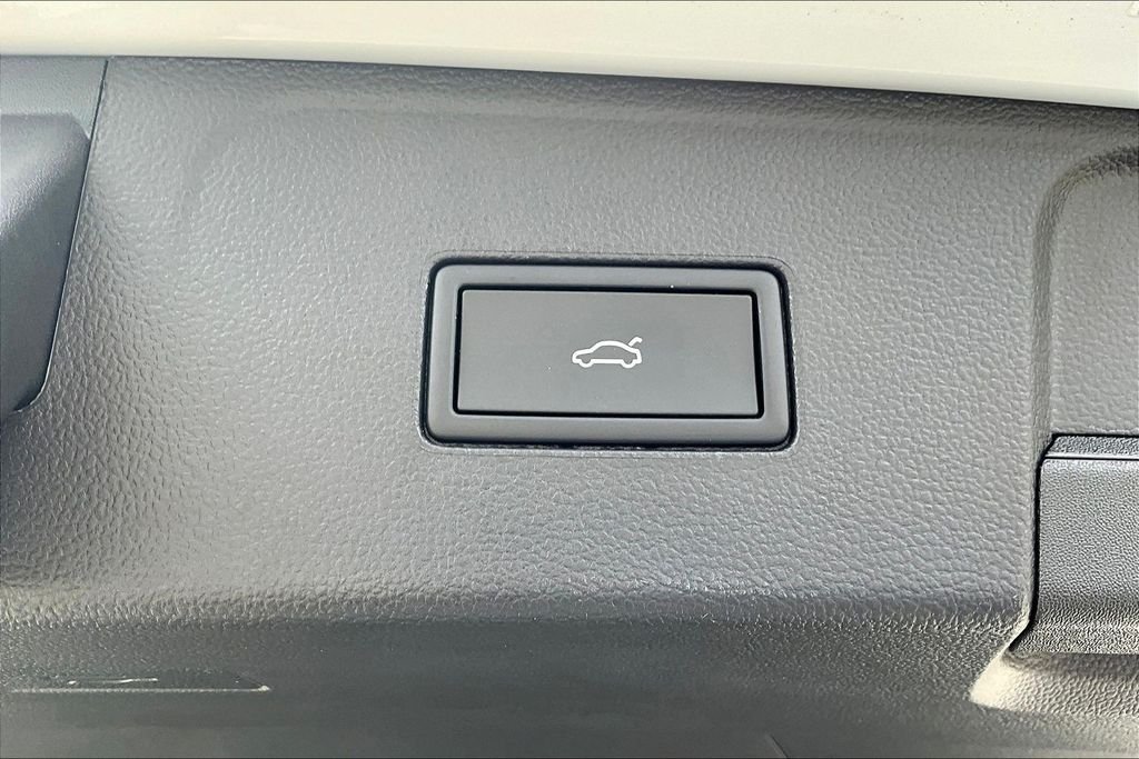2026 Volkswagen Atlas SE w/Tech - Photo 24
