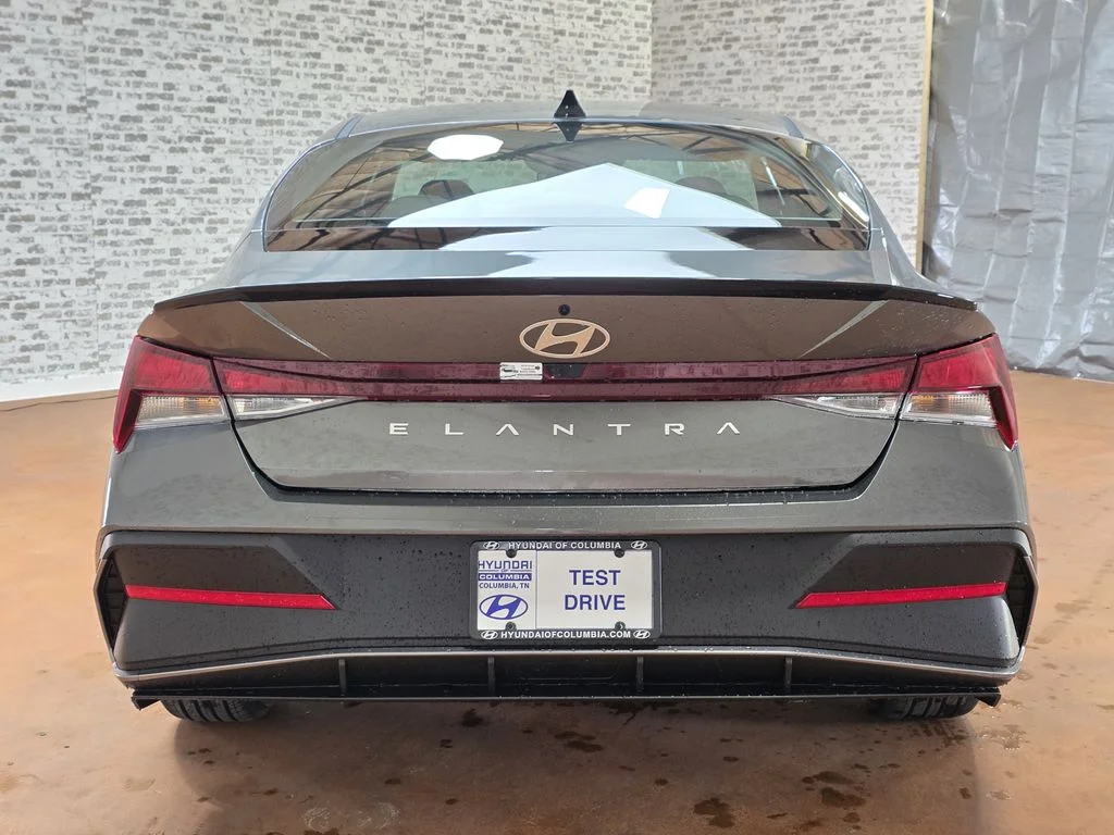 New 2026 Amazon Gray Hyundai SEL Sport image 5