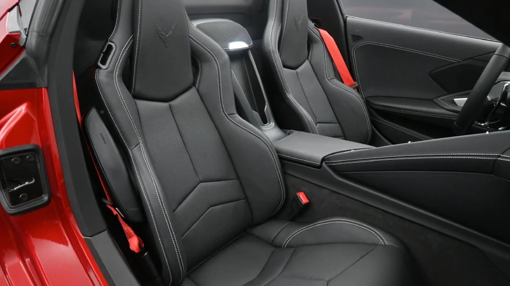 Used 2025 Red Chevrolet Stingray image 12