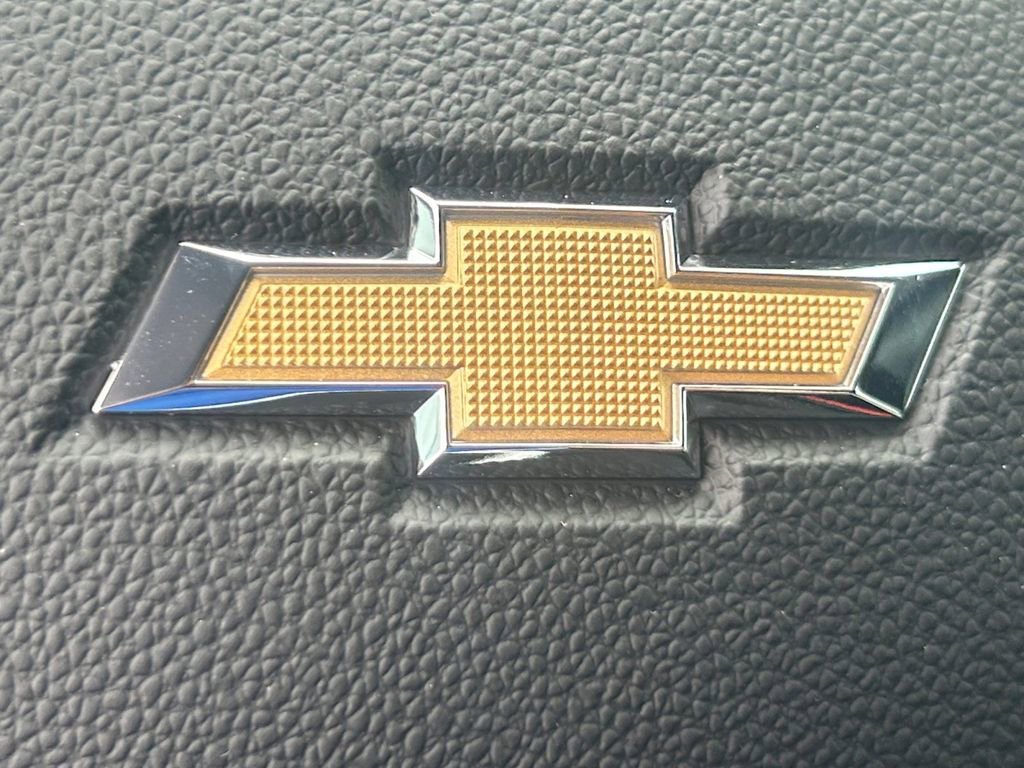 New 2026 Mosaic Black Metallic Chevrolet LS image 35
