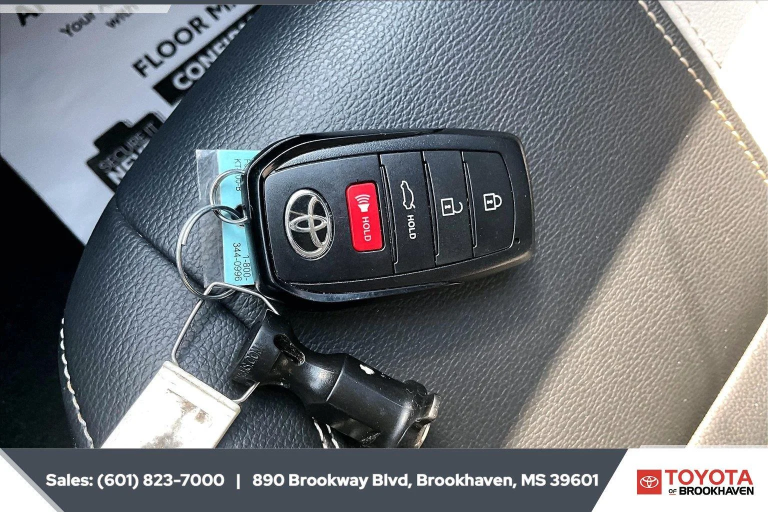 Used 2025 Heavy Metal Toyota SE image 9