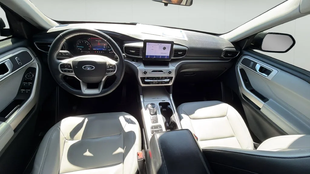 Used 2021 Gray Ford XLT image 19