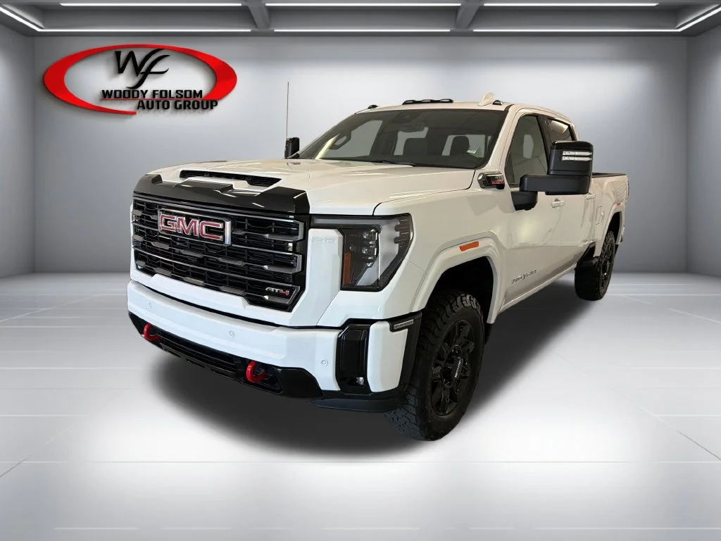 New 2026 Summit White GMC AT4 image 3