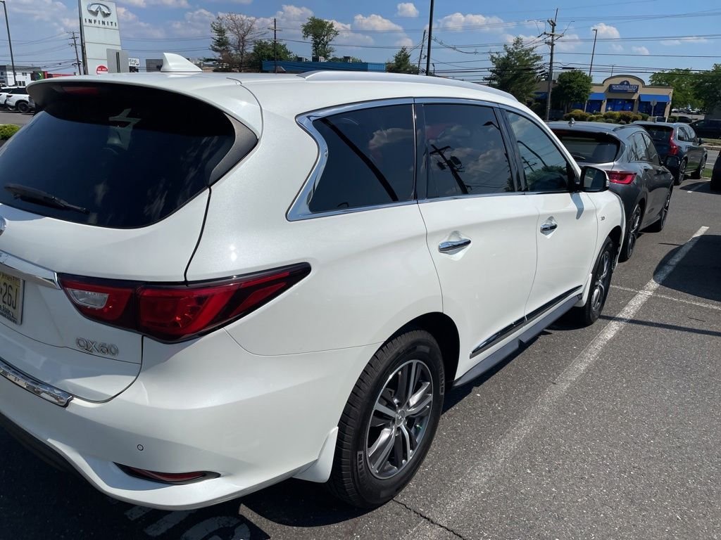 2016 INFINITI QX60 3.5 AWD's photo