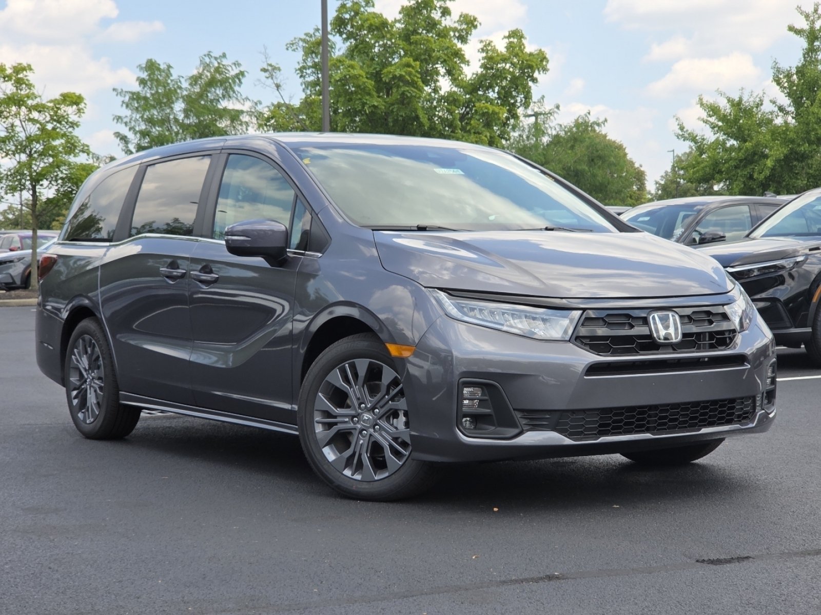 New 2026 Modern Steel Metallic Honda Touring image 2