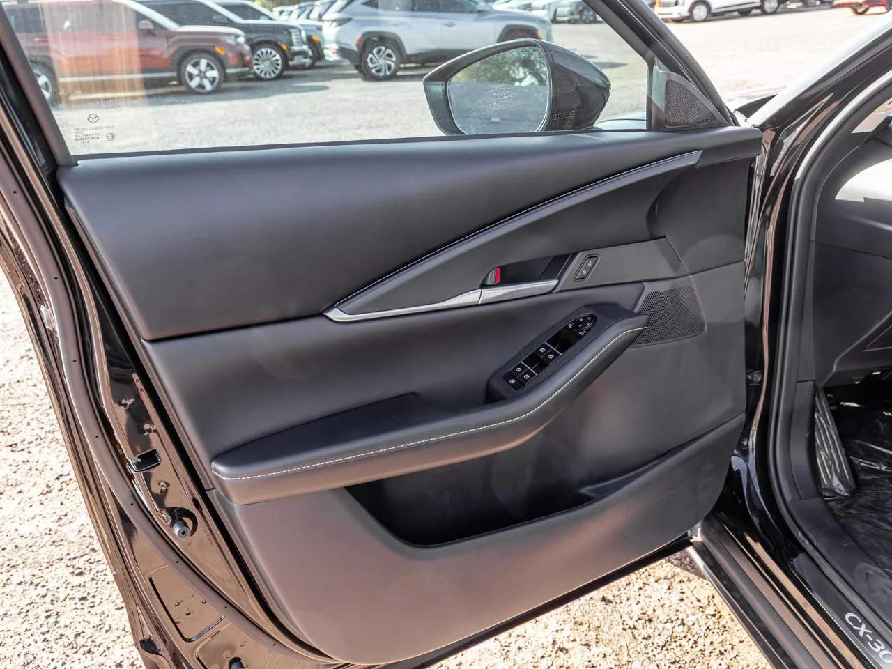 2026 Mazda CX-30 Aire Edition - Photo 12