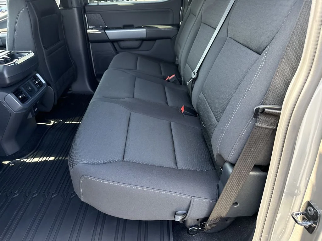 New 2026 Silver Ford XLT image 19