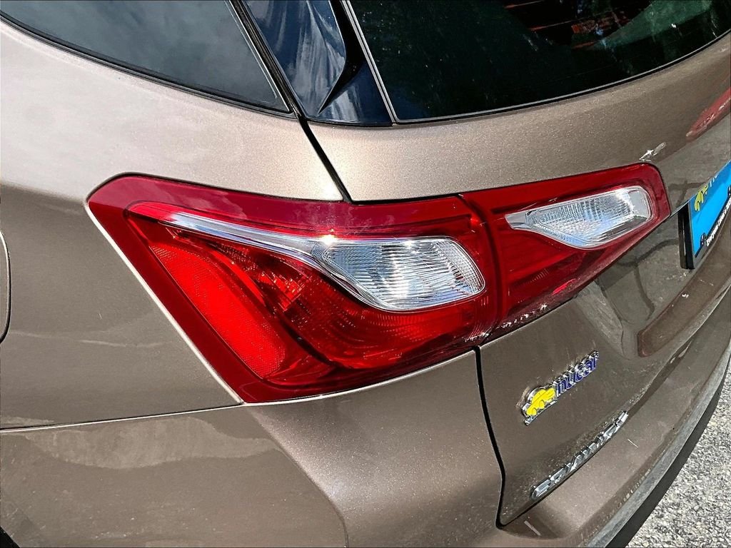 Used 2018 Beige Chevrolet LS image 32