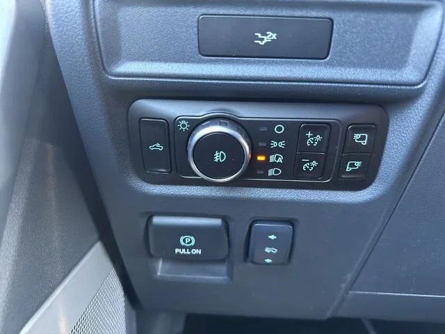 New 2026 Carbonized Gray Metallic Ford Lariat® image 22