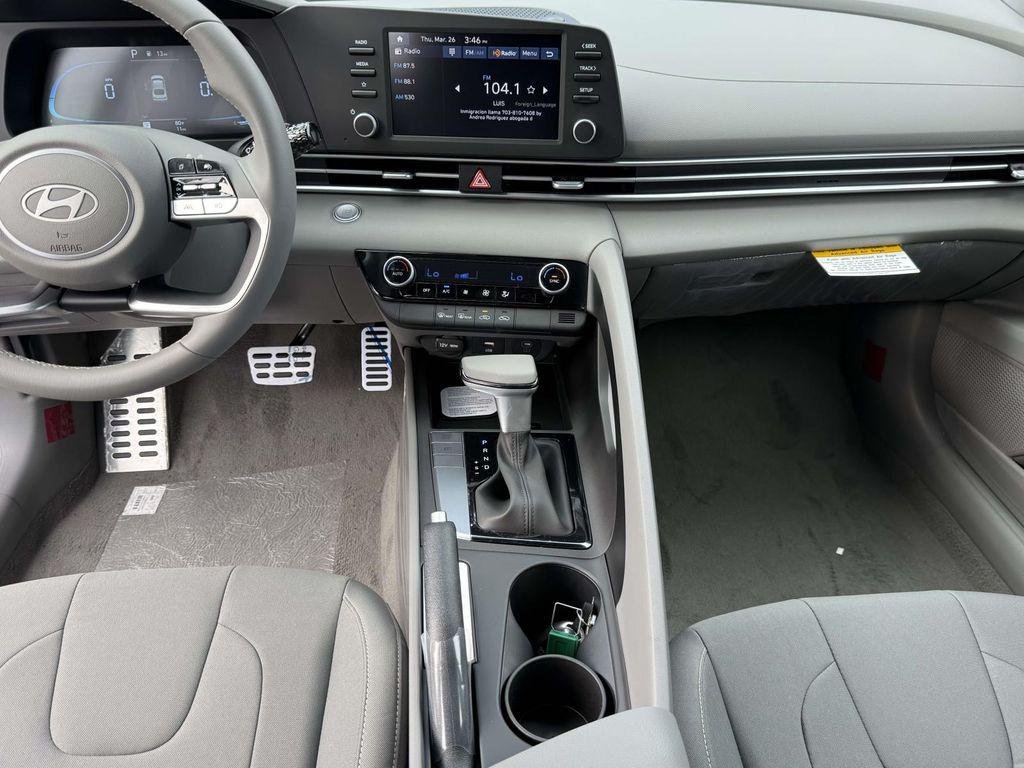 New 2026 Serenity White Hyundai SEL Sport image 18